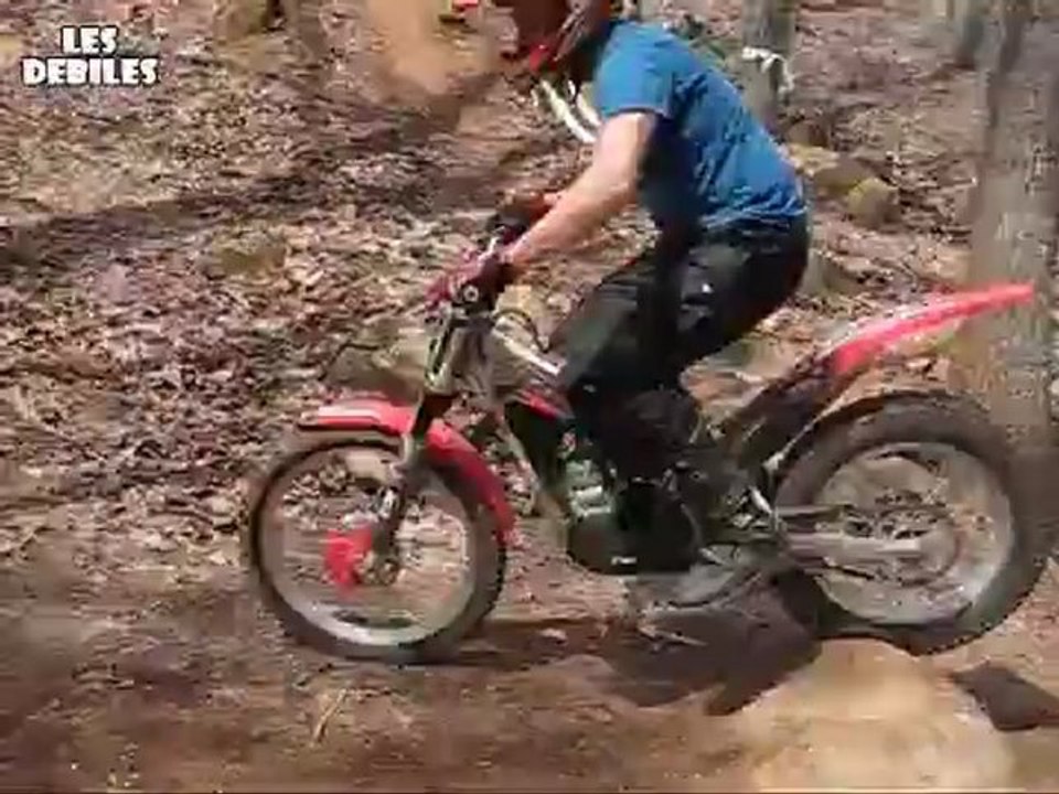 Regis fait du trial