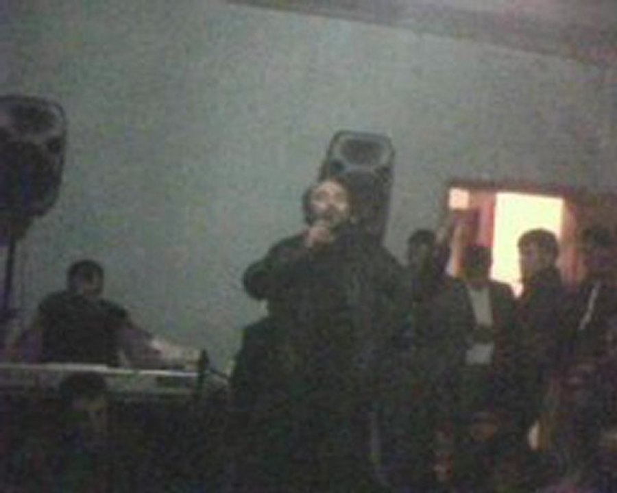 YAVUZ BEYDEN ALTIN HIZMA MÜLAYİM,AL YEŞİL GİYMİŞ ALLANIR BLM