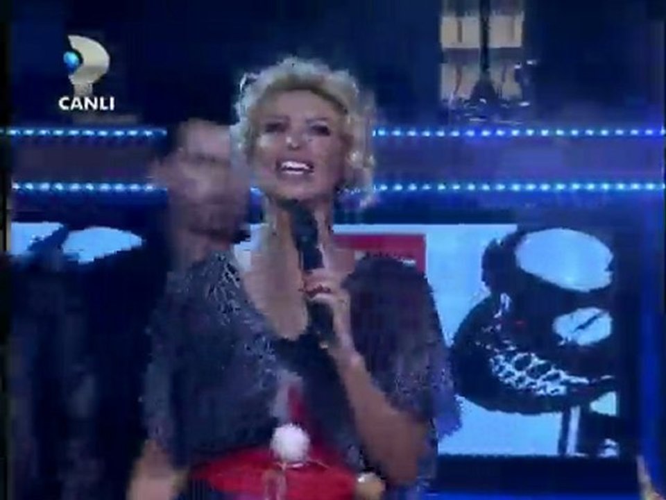 Hatice - Pardon ( Disko Krali 03.04.10 )