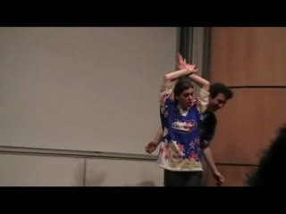 Impro avec accessoire: noeud papillon