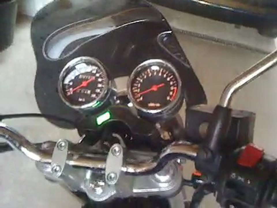 Silencieux Yoshimura "vieux" sur un 600 bandit