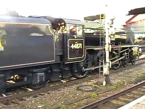 Steam 44871+70013 on (5z51) ecs move at bristol t m 3/4/2010
