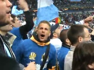 L ambiance monte avant le coup d envoi! 3