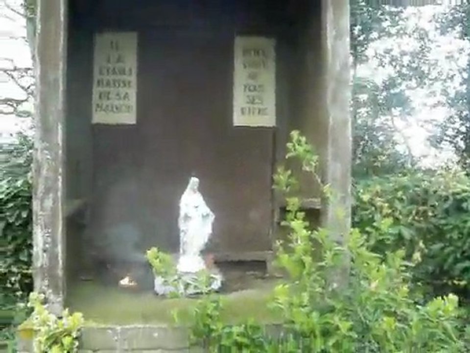 la vièrge par en fummé