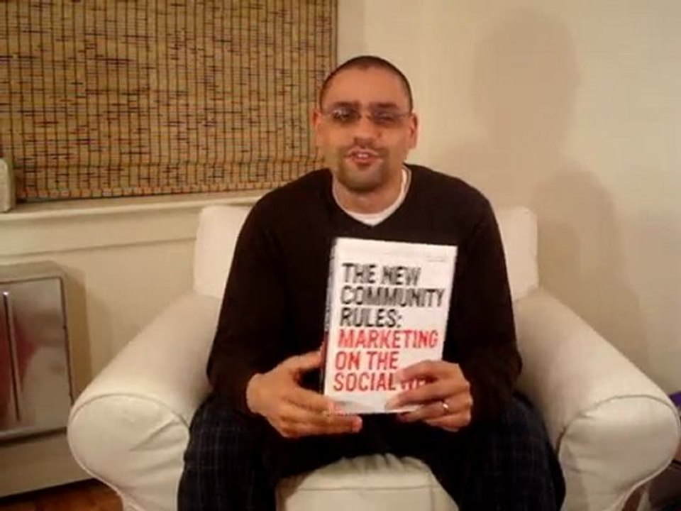 Book Review: The New Community Rules - Marketing On The ...