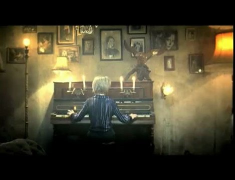 Emre Aydın Kağıt Evler BU YAĞMURLAR burdaindir.com