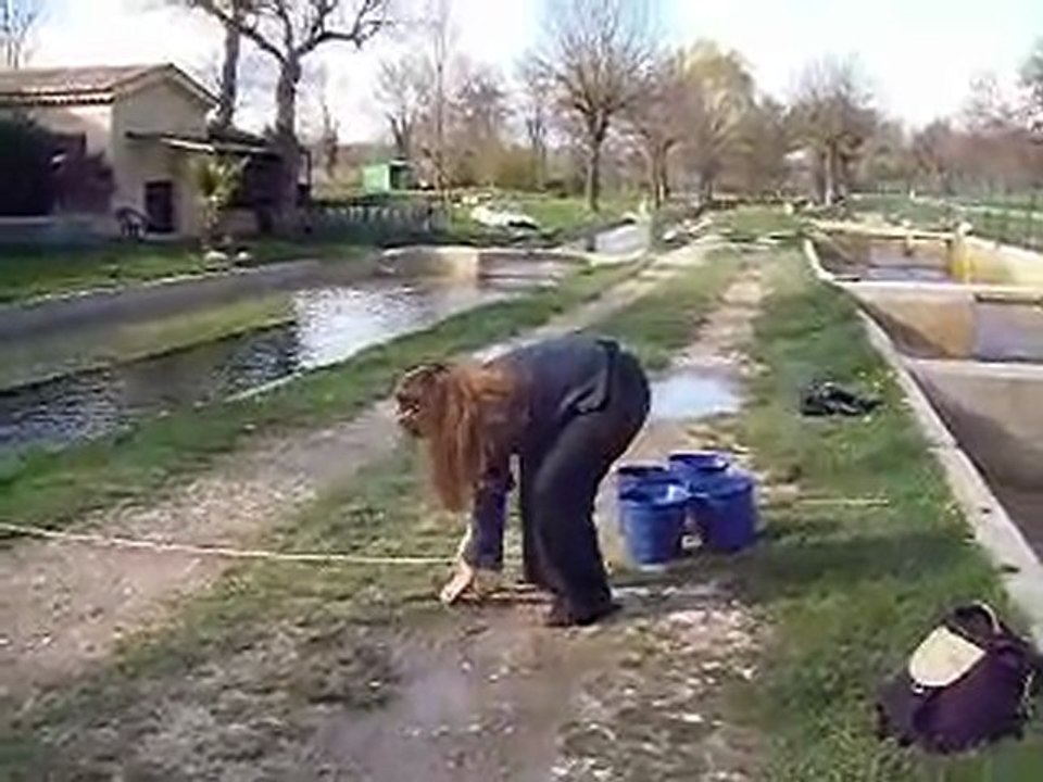 Rivières Theyrargues, Avril 2010, pêche Truite 3 , Sandrine