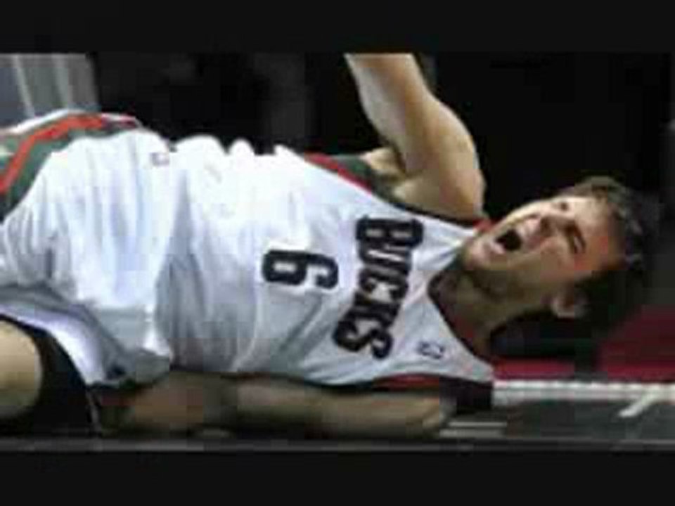 Andrew Bogut Injury Video Dislocated Elbow