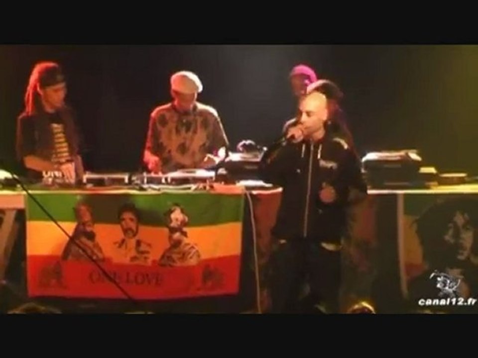 NUTTEA live sound system @ Molodoï a Strasbourg (2008)