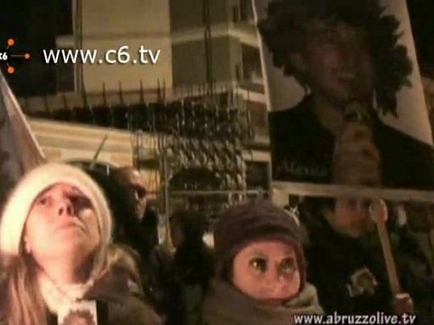 Il dolore davanti alla Casa dello Studente