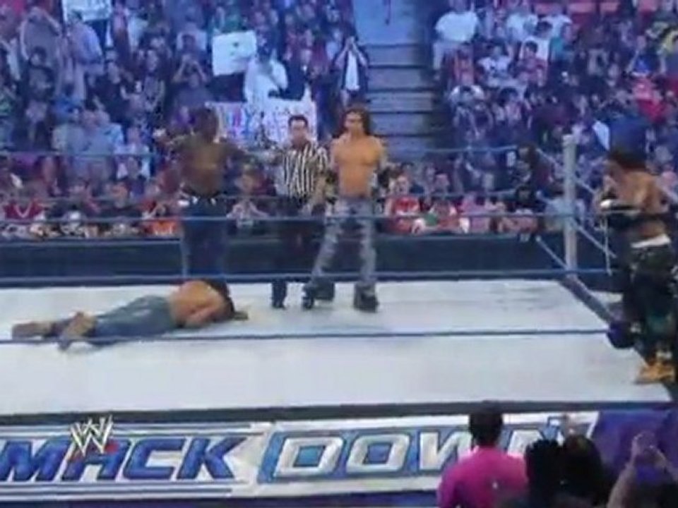 John Morrison et R-Truth Vs. Cryme Tyme