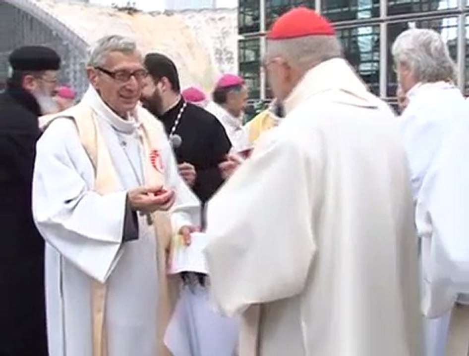 4000 catholiques,protestants & orthodoxes réunis(la Défense)