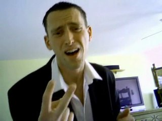 Clip parodie ( Double jeux !)