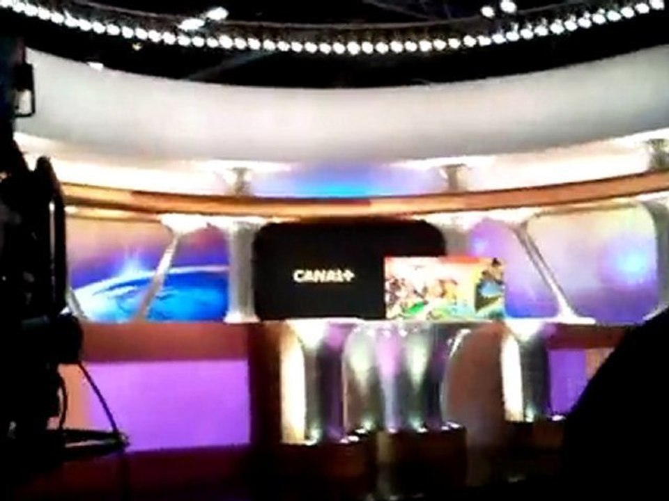 Coulisses du plateau des Guignols de l'info