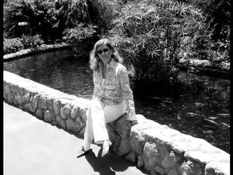 CEM BONBON VE NESLİDEN BİR CANLI YAYIN ŞARKISI....