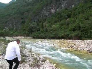 CIMG0086 CLIPS SUR ASTICO SAUVAGE 2009