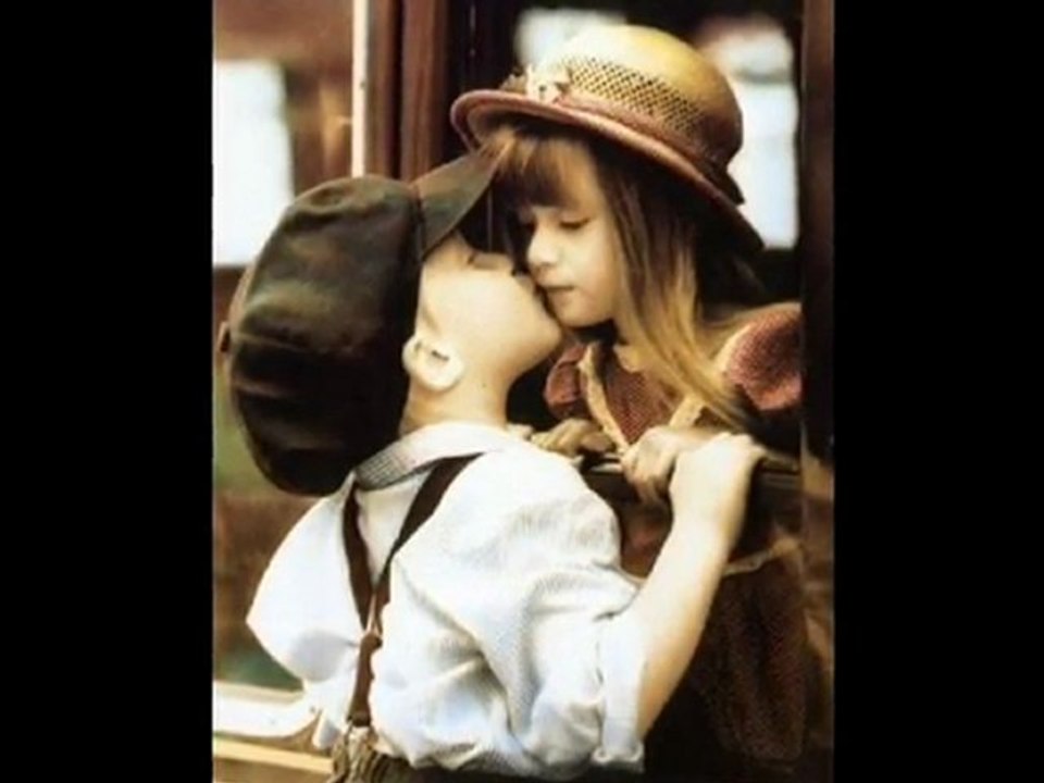 ARİF NAZIM ZOR SEVDA