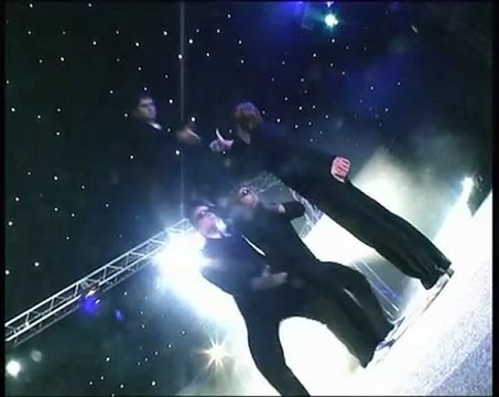 1AA4-100407-MiB-presented by Circus Guide Agency