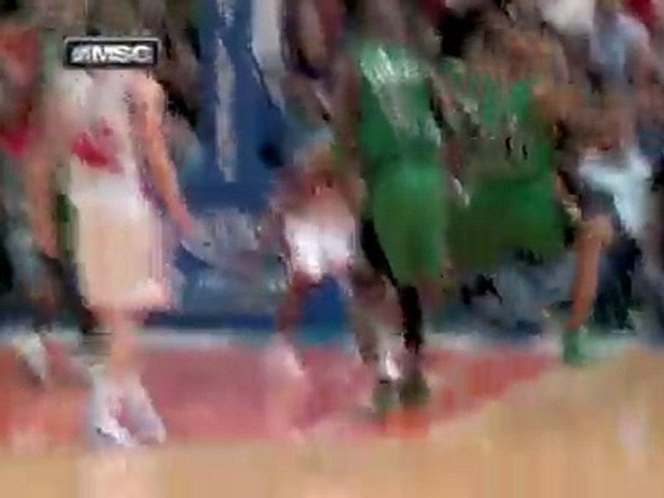 Ray Allen blocks a shot into the stands during the third qua