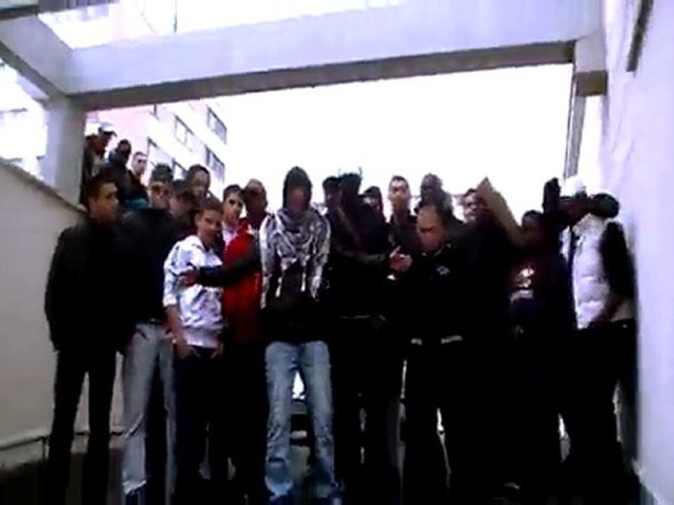 84 A 88 Génération - Street Clip QUELQUES GOUTTES