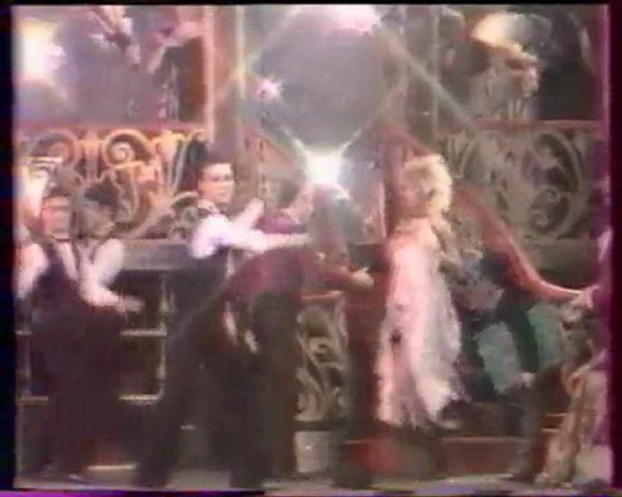 Paradis latin extraits de "Champagne"