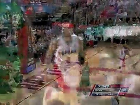 Jose Calderon tosses a nice pass to a cutting Andrea Bargnan