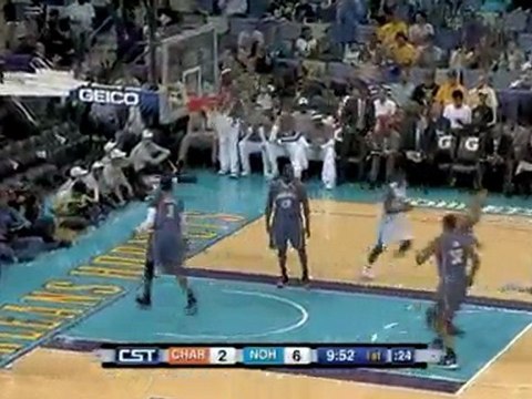 Darren Collison leads the break and finds Marcus Thornton fo