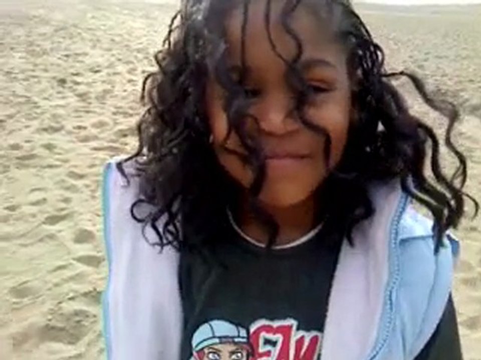Ashley a la plage