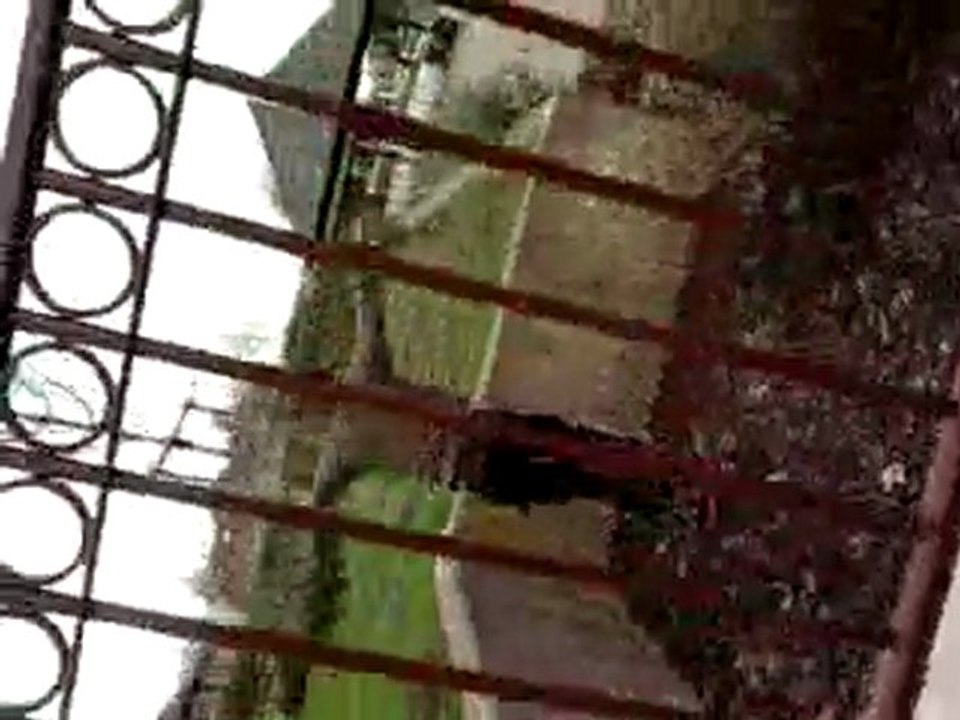 -Passage par dessus la barrière