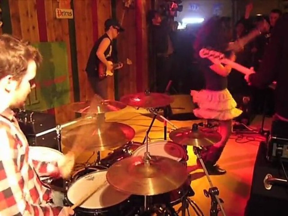 Rock'n Mix # 7 Concrete Knives V&B