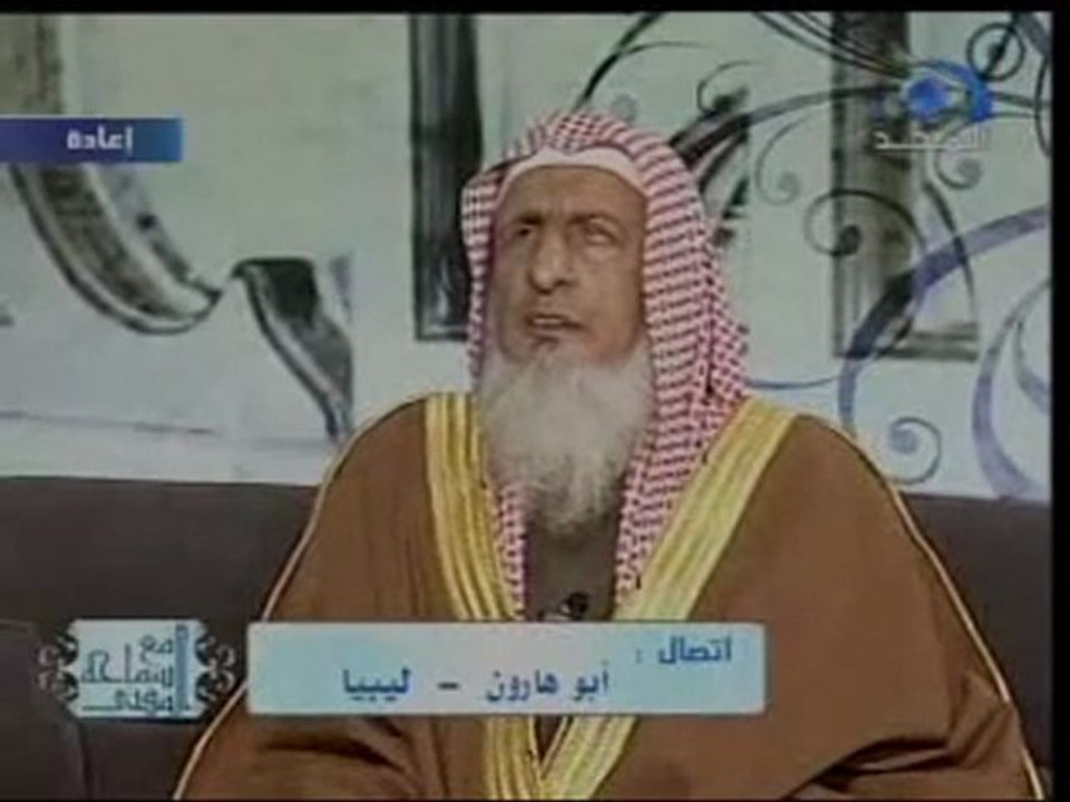 المرأة لا تجهر بصلاتها - آل الشيخ