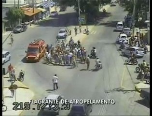 Un piéton se fait écraser par un motard