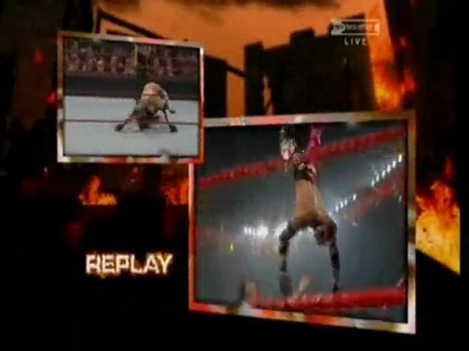 NARRAÇÃO EM PORTUGUÊS - CM Punk vs. Rey Mysterio