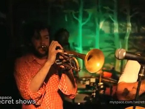 EDWARD SHARPE & THE MAGNETIC ZEROS 'Home'