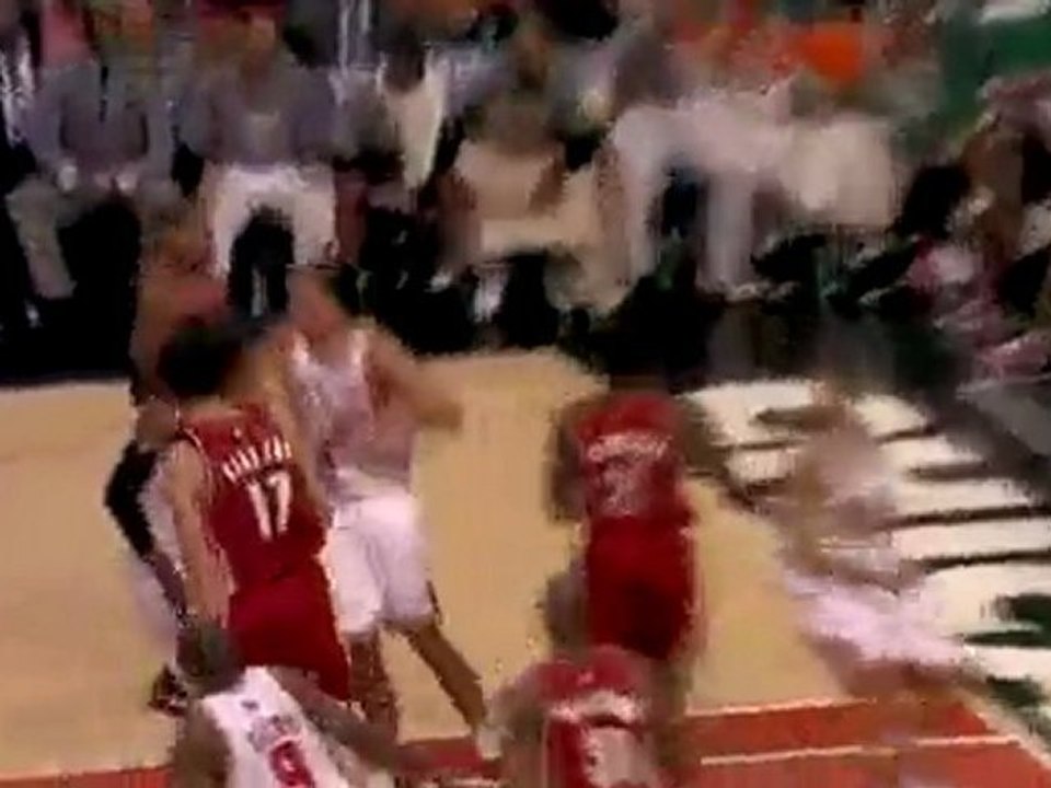 Joakim Noah drives to the basket and finishes with a powerfu