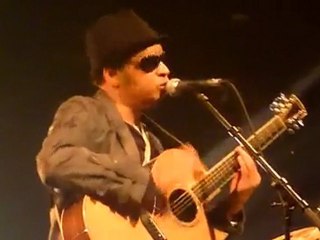 Raul Midon - These wheels (Live)