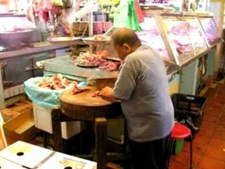 Sheng Siong giving wet markets the boot