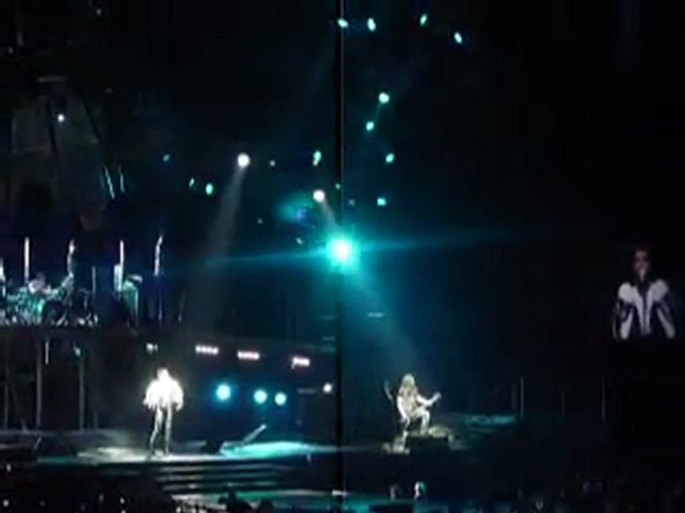 Für immer jetzt TOKIO HOTEL  PARIS Bercy 14 Avril 2010