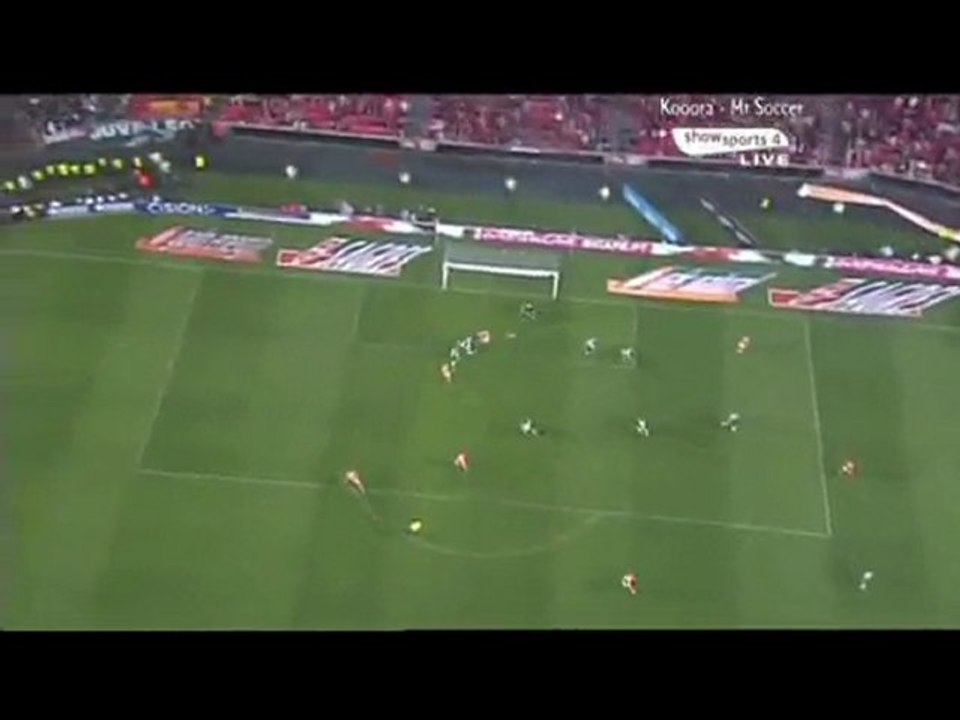 المعلق المصرى محمود ابو الركب Benfica vs Sporting1-0.Cardozo