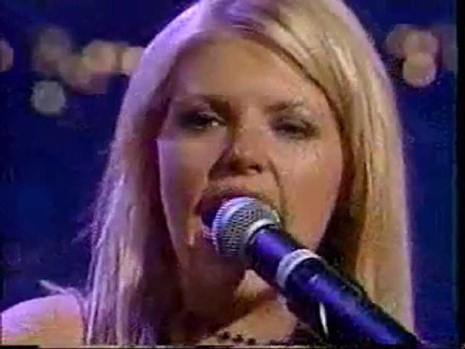 Dixie Chicks - Wide Open Spaces - live 2001 Austin Texas
