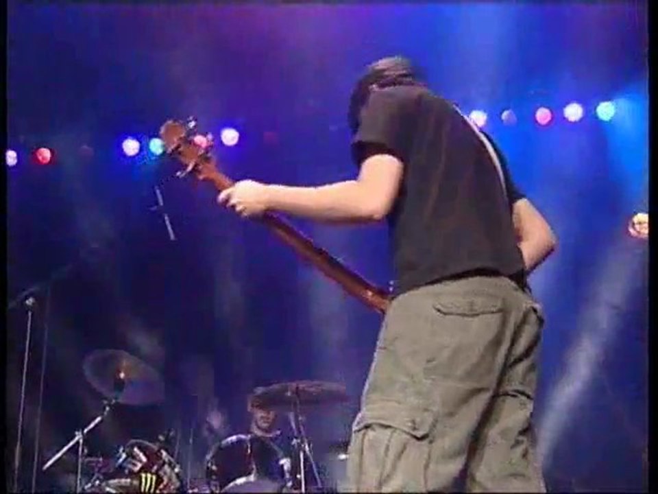 Calaisistv : Calais Idol'Scope  balles perdues