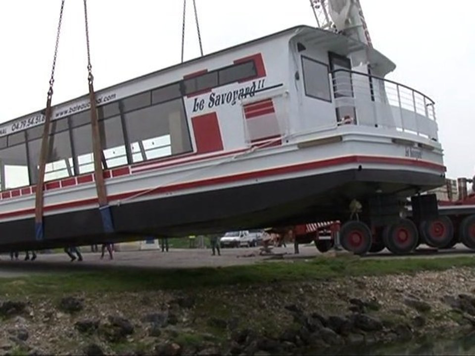 Un nouveau bateau sur le Rhône