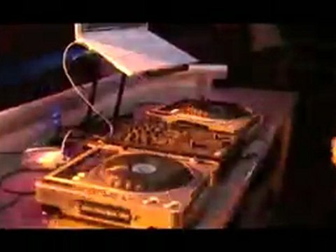 DJ PUPPA SACHA @ BULLDOG NIGHTCLUB CANCUN MARCH 2010; PART 1