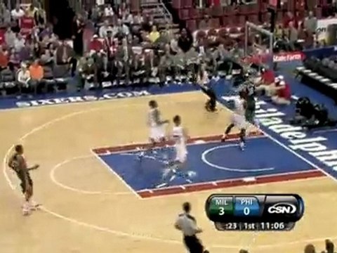 Carlos Delfino picks off Jrue Holiday and takes it the other