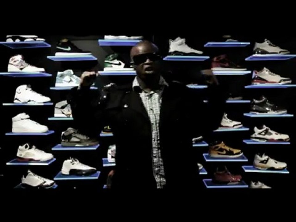 Smoker - African gangster