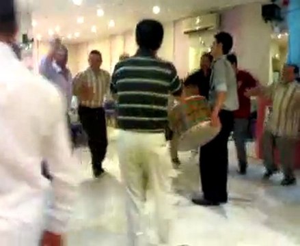 Bursada düğün halay