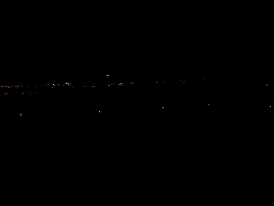 Ovni_en_losange_film_Carlsbad_Californie