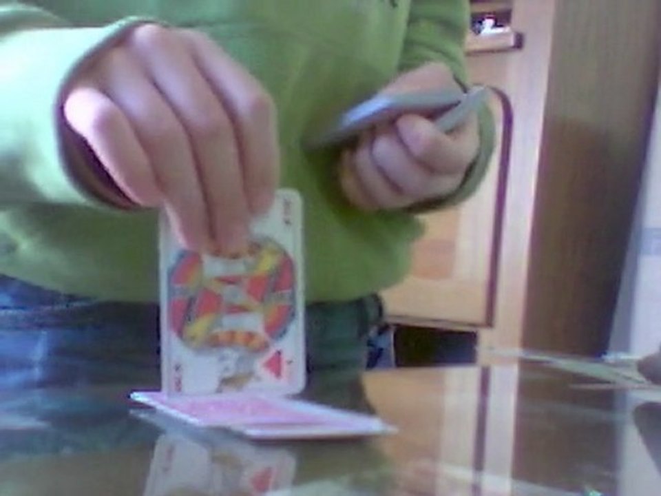 tour de magie expliqué par moi 3