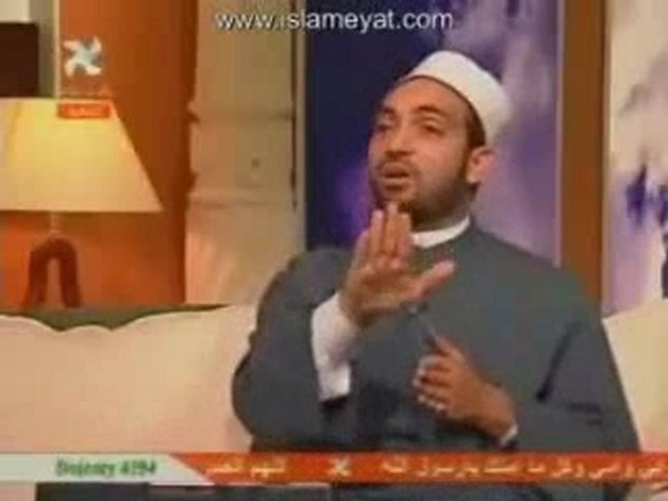 الحجر الاسود يوم القيامة له لسان وشفتان