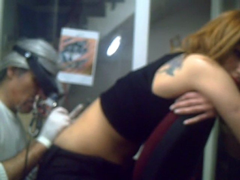 bel dövmesi resim video dövme yapanlar bakırköy istanbul